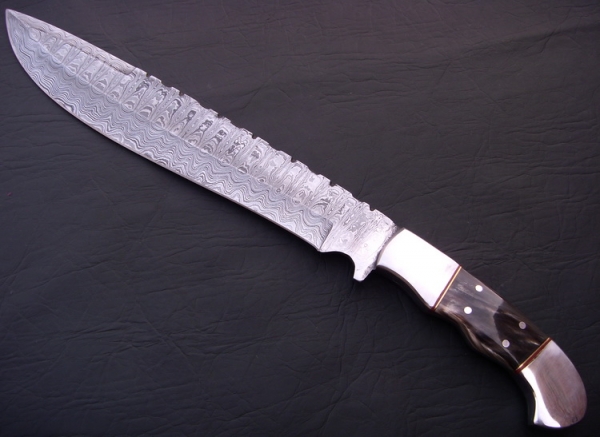 Damascus Bowie/Dagger Knife