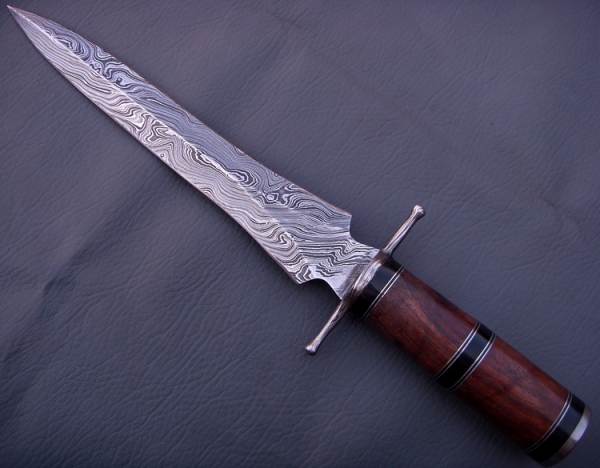 Damascus Bowie/Dagger Knife