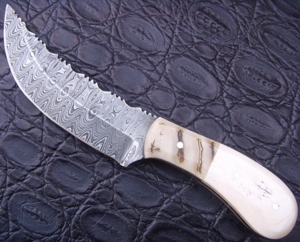 Damascus Hunting Knife