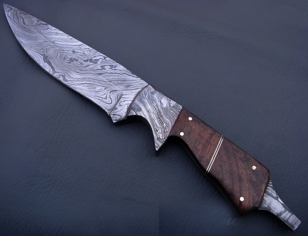 Damascus Bowie/Dagger Knife