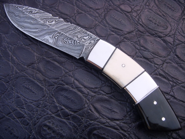 Damascus Hunting Knife